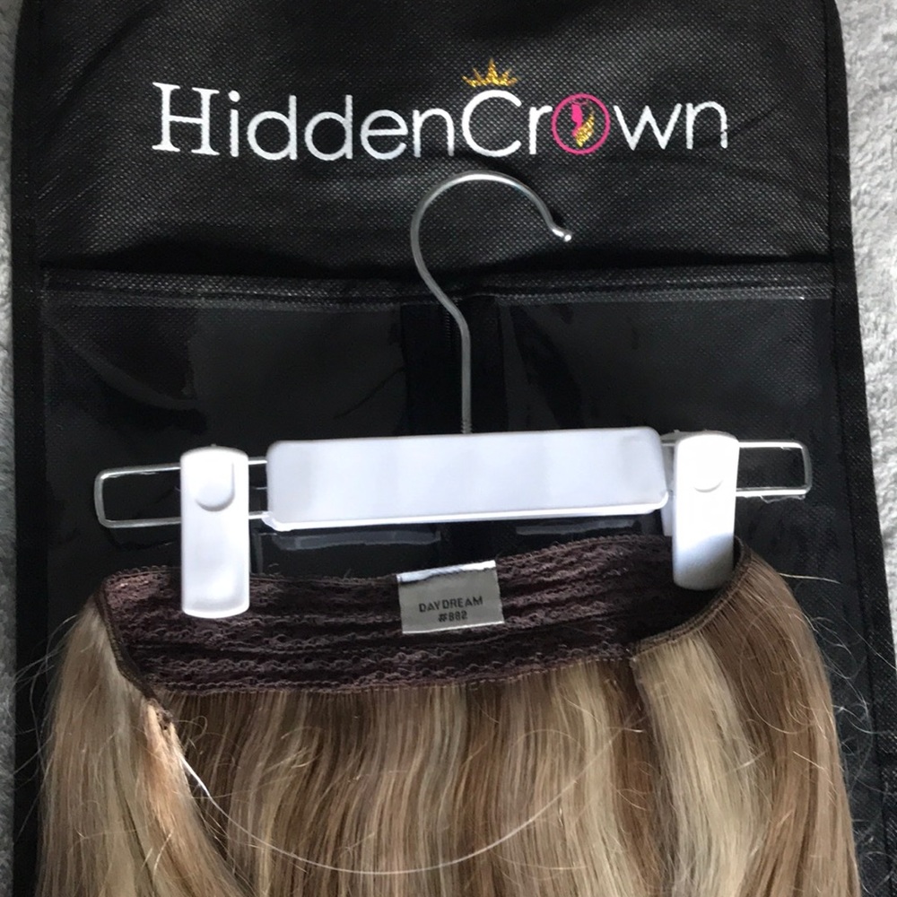 Hidden Crown Daydream 14-15” length color 882 NEW